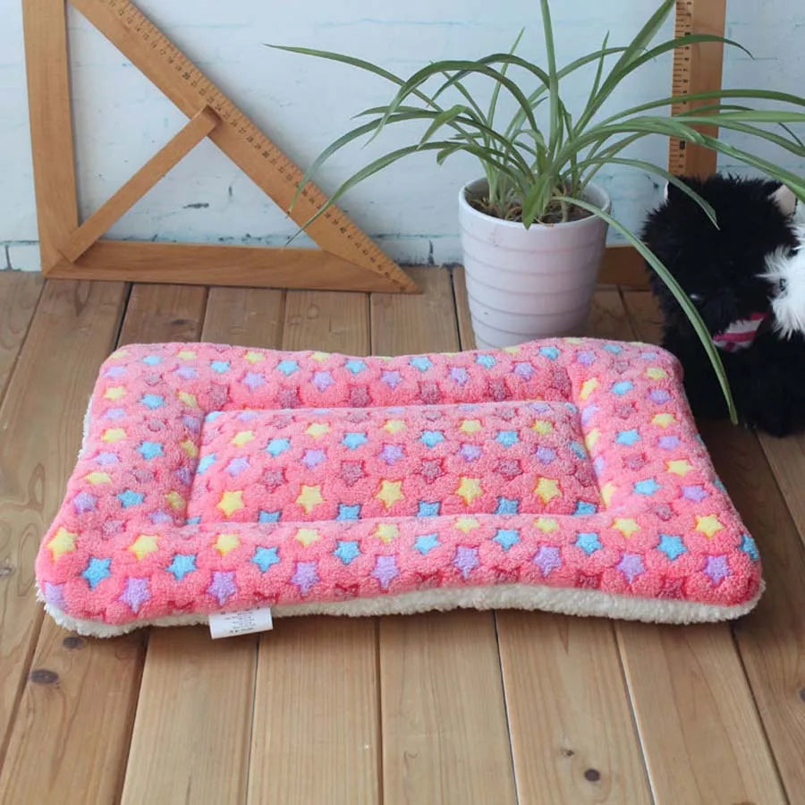 Manta de Forro Polar para Gatos — Suave, Calida y Apta para Viajes